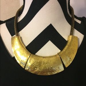 ANTIQUE GOLD & BLACK CHOKER